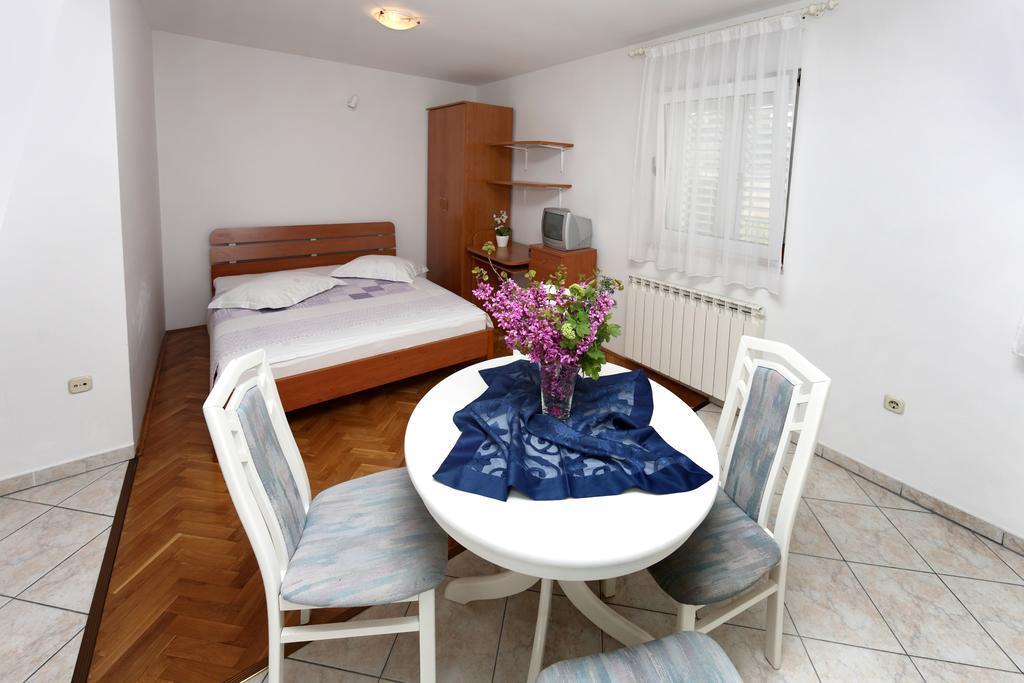 Apartments In Beautiful Split Podstrana Oda fotoğraf