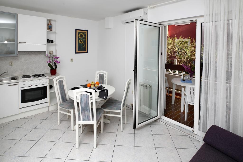 Apartments In Beautiful Split Podstrana Oda fotoğraf